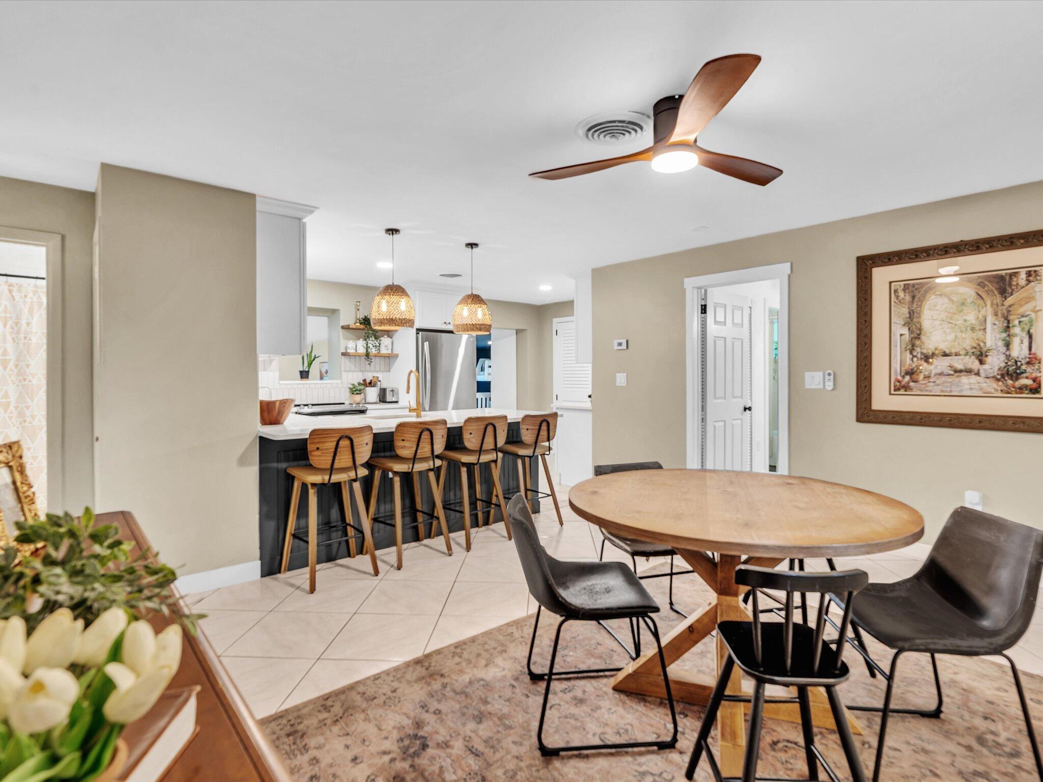 MODEL LAND CO SUB OF TRS 1 & 2 (UNREC) ON AM-60 - Residential