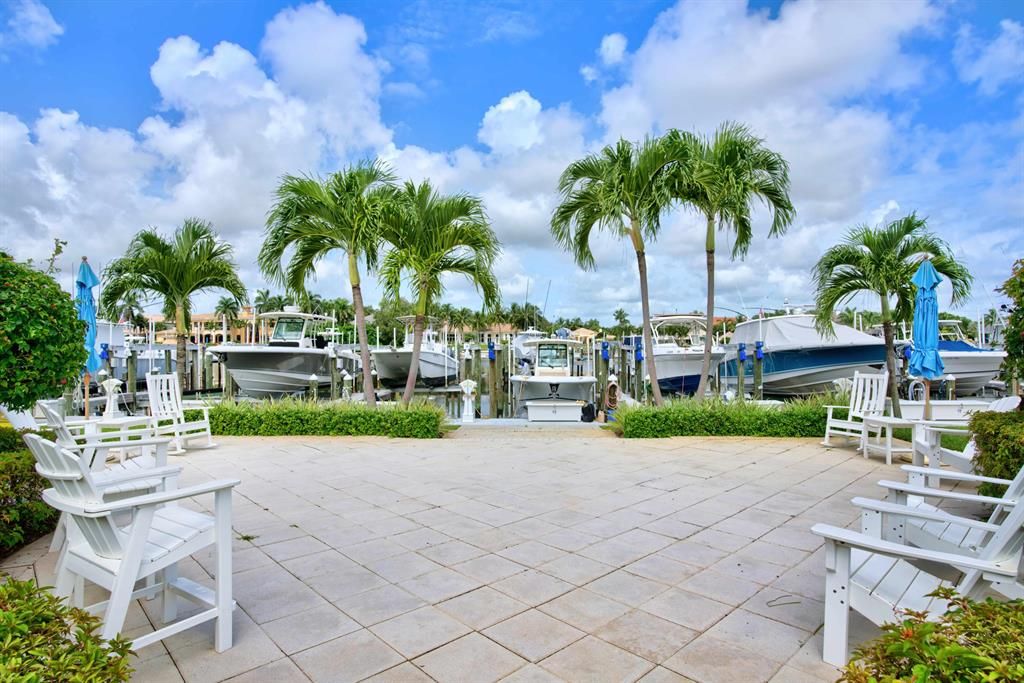 Photo of 941 Bay Colony Drive S, Juno Beach, FL 33408 (MLS # R10681627)