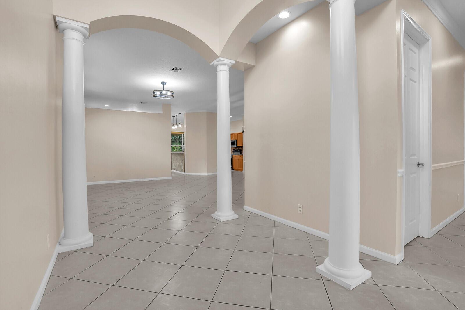 HIGHLAND GLEN - Residential Lease