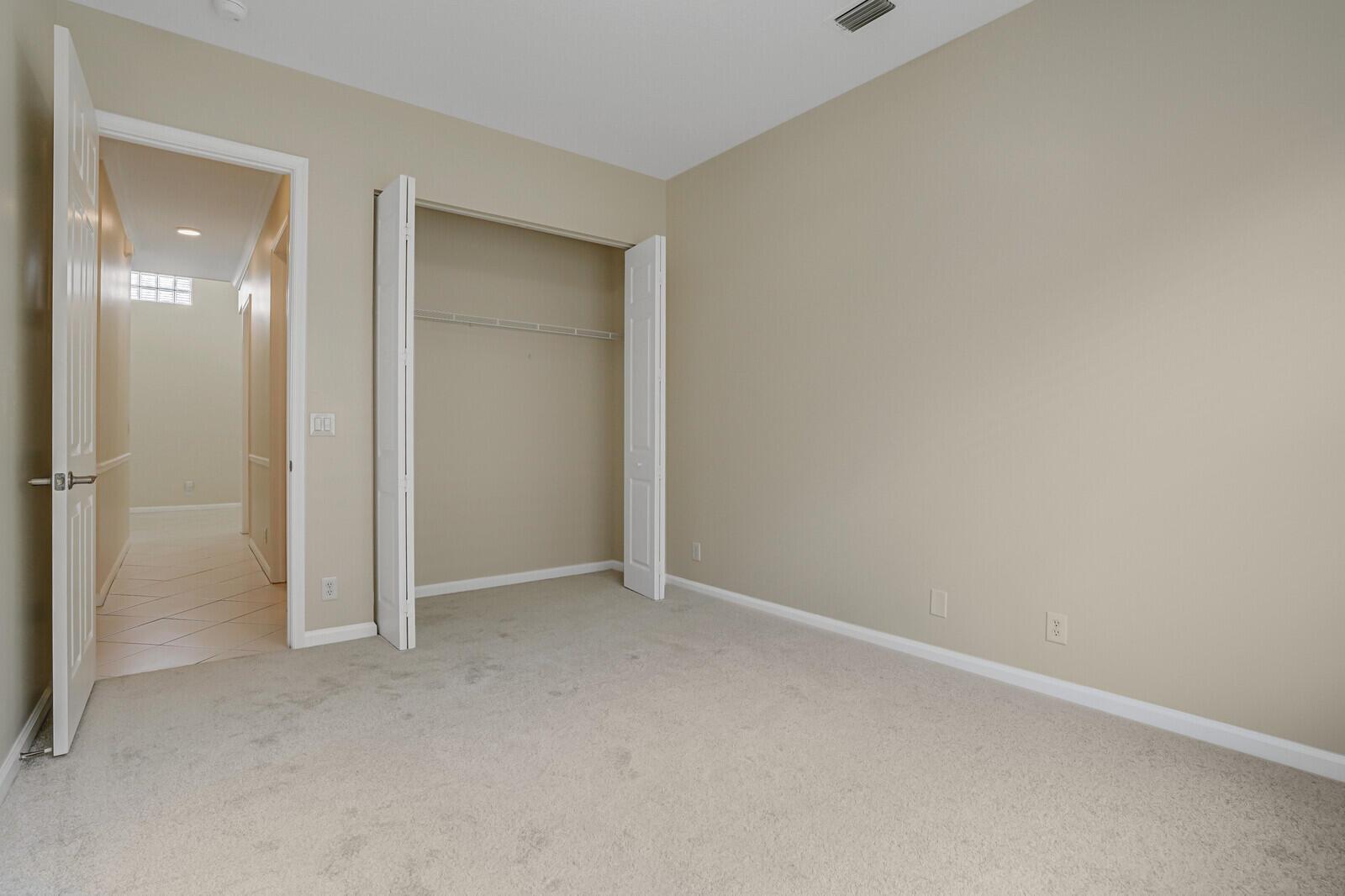 HIGHLAND GLEN - Residential Lease