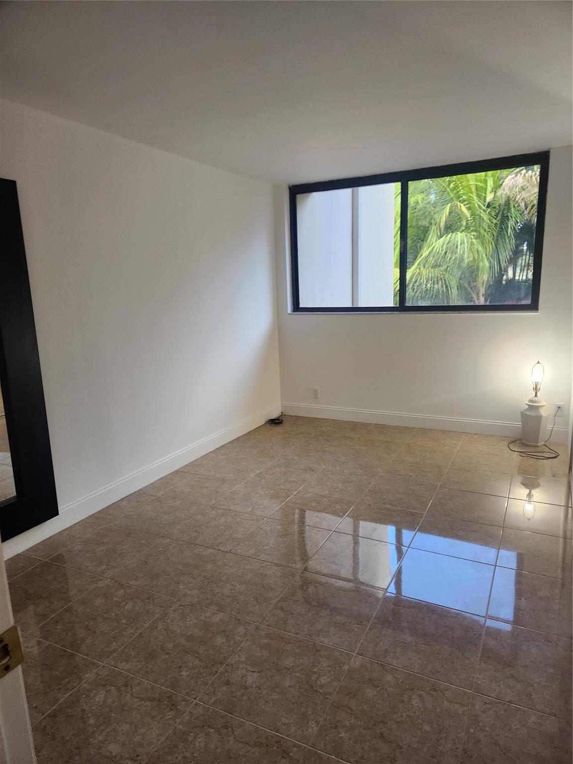 Coronado condo - Residential