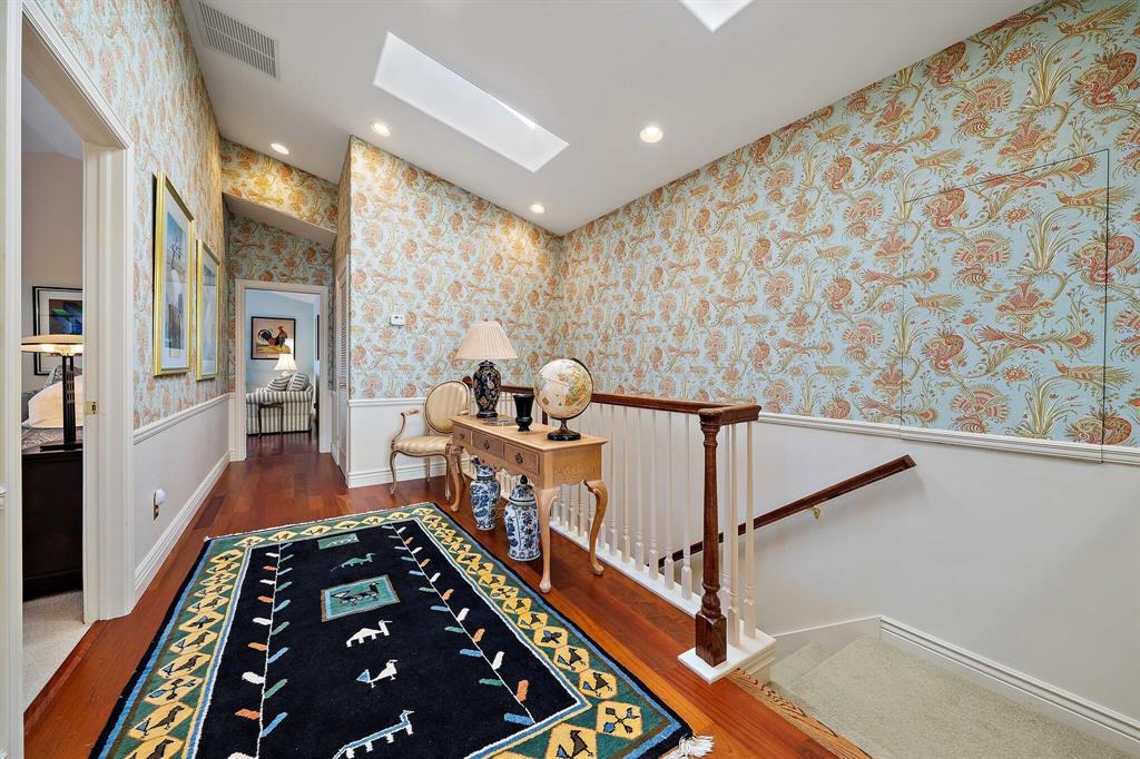 OLYMPUS - Residential