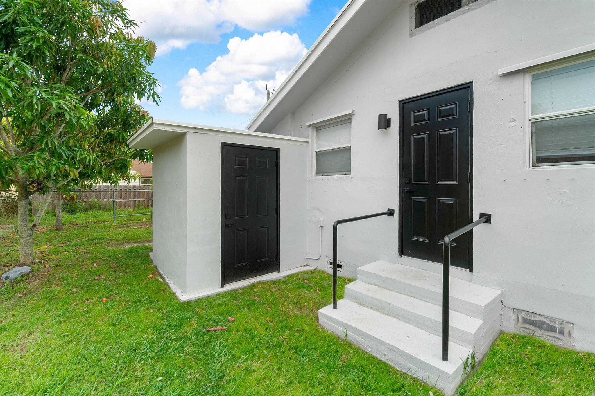 LINCOLN PARK - Residential