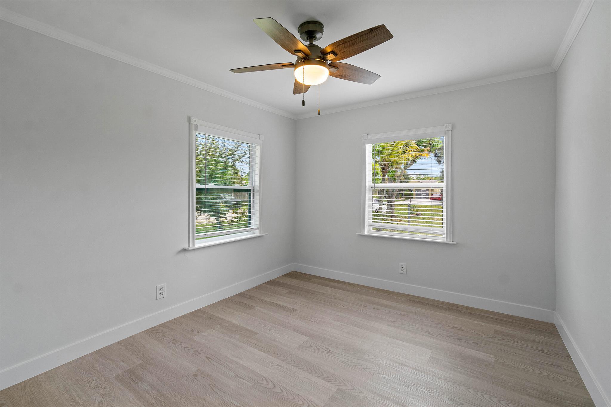 LINCOLN PARK - Residential