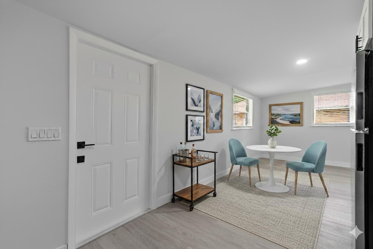 LINCOLN PARK - Residential