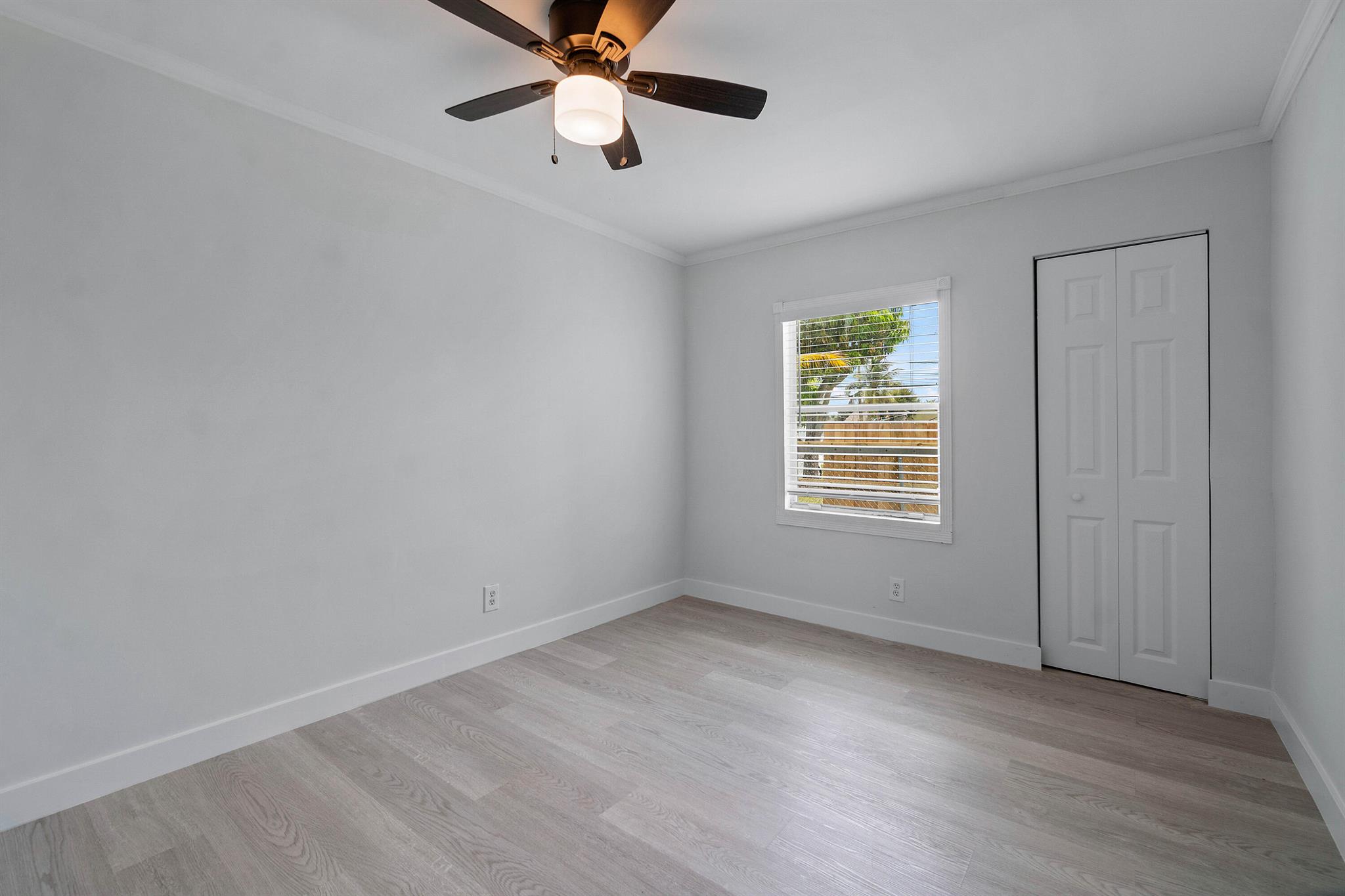 LINCOLN PARK - Residential