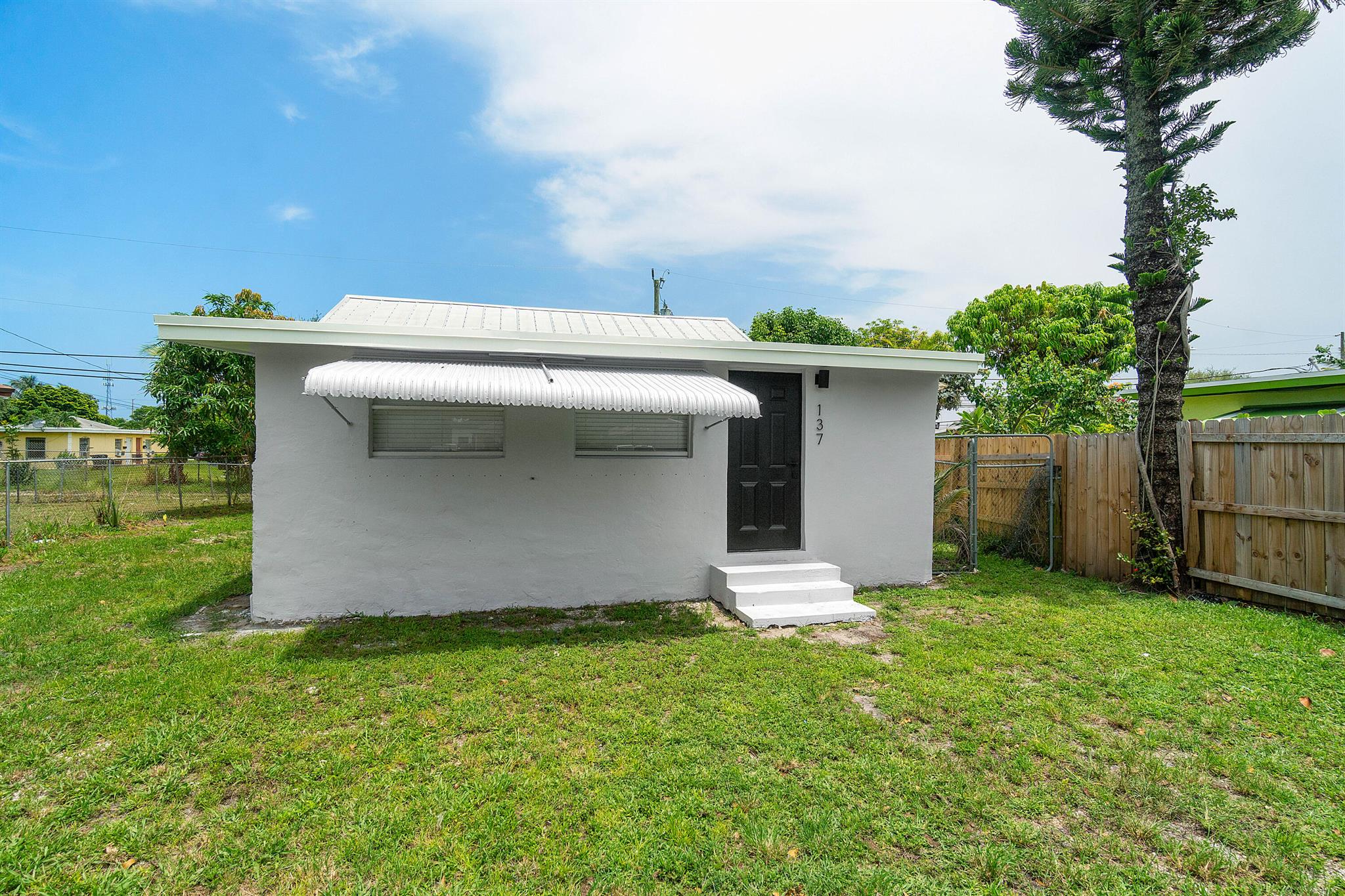 LINCOLN PARK - Residential