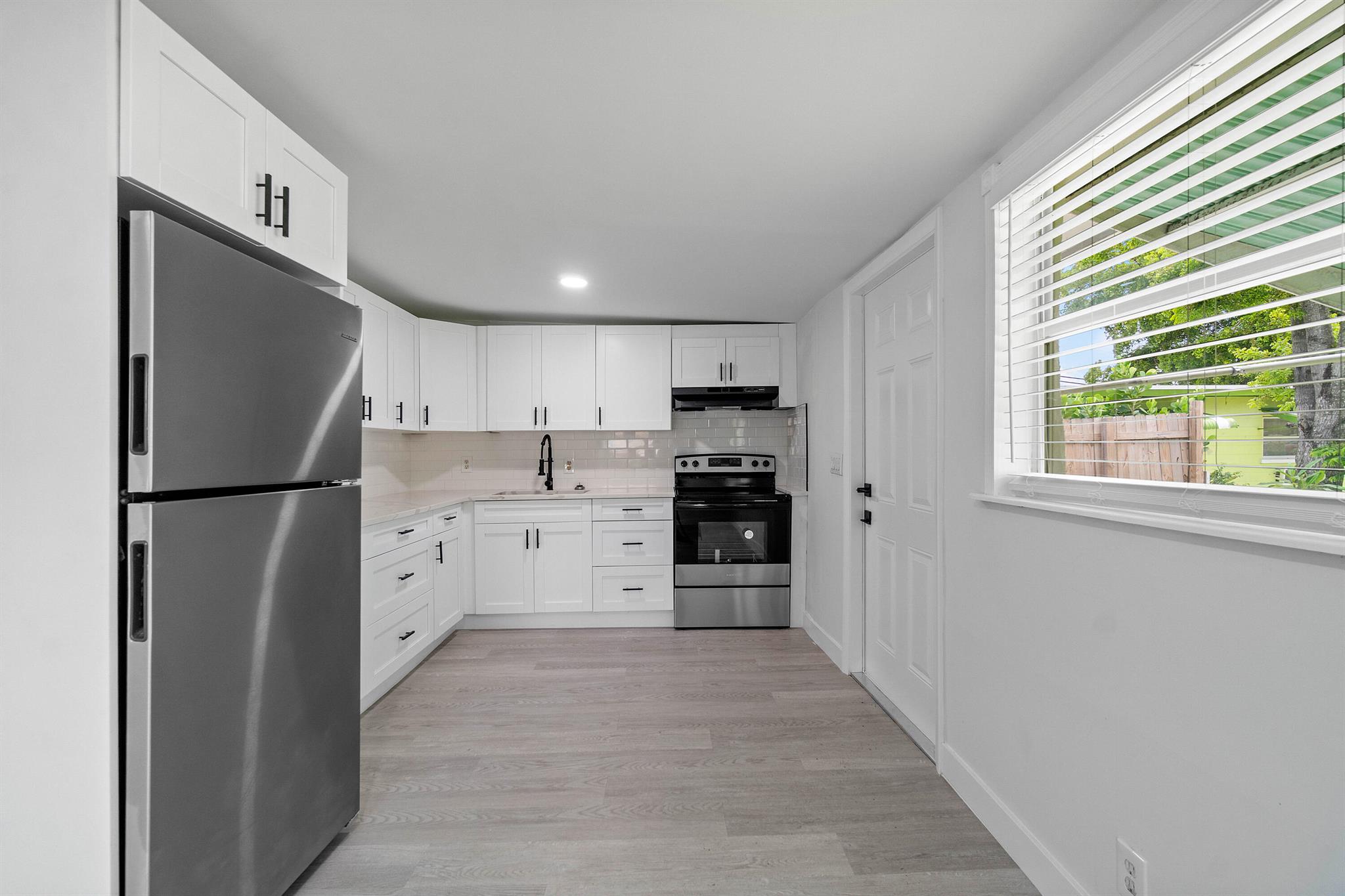 LINCOLN PARK - Residential