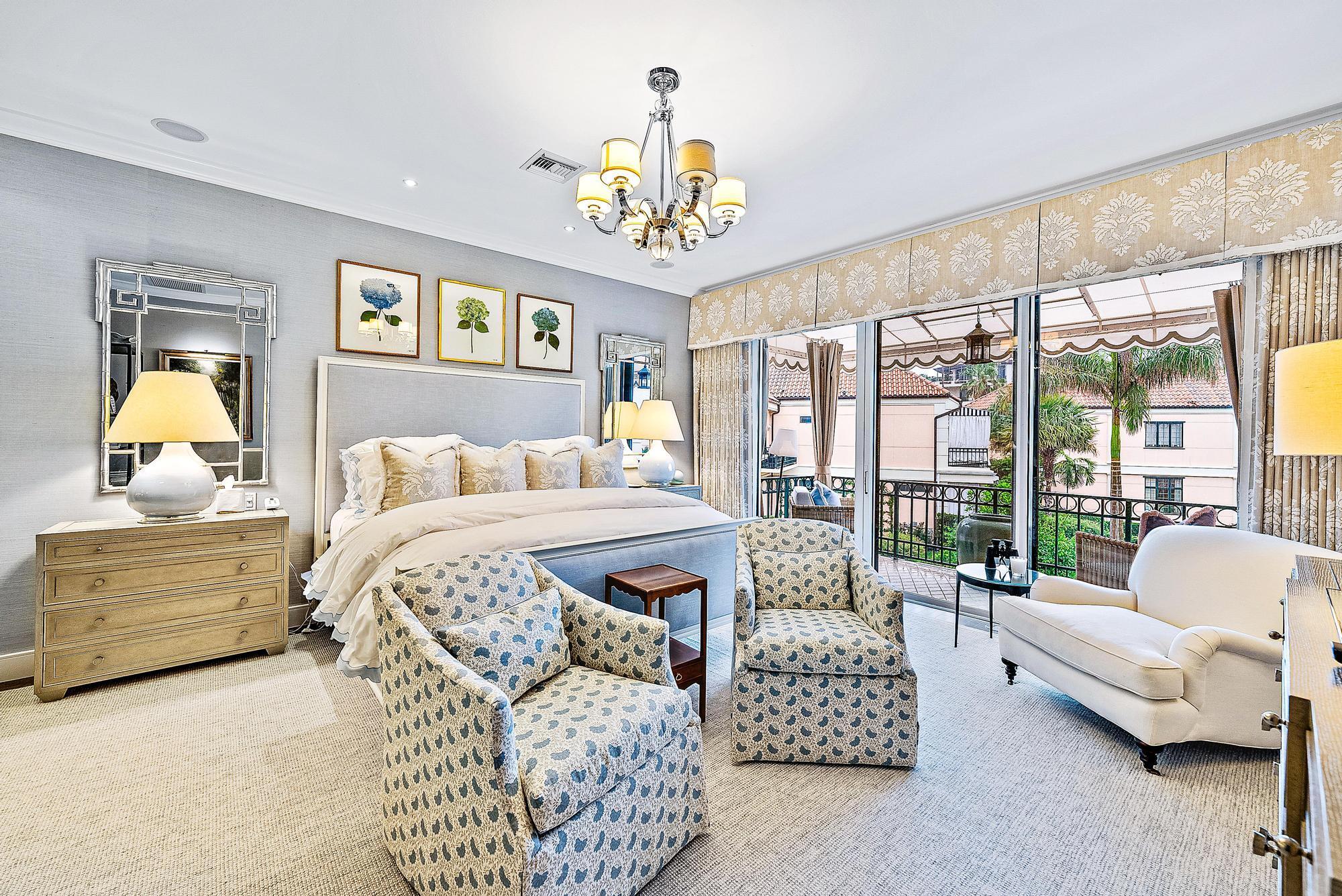 VILLA PLATI TOWNHOMES - Residential