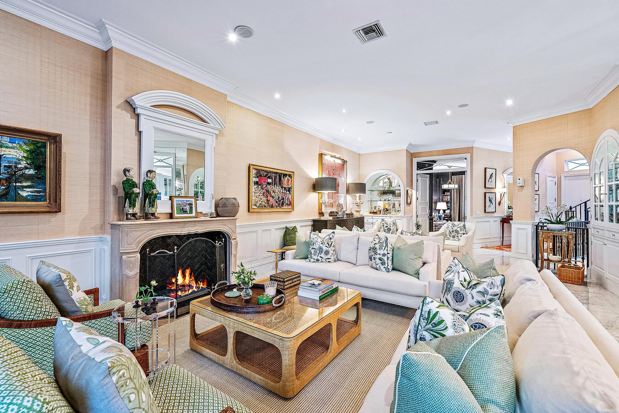 VILLA PLATI TOWNHOMES - Residential