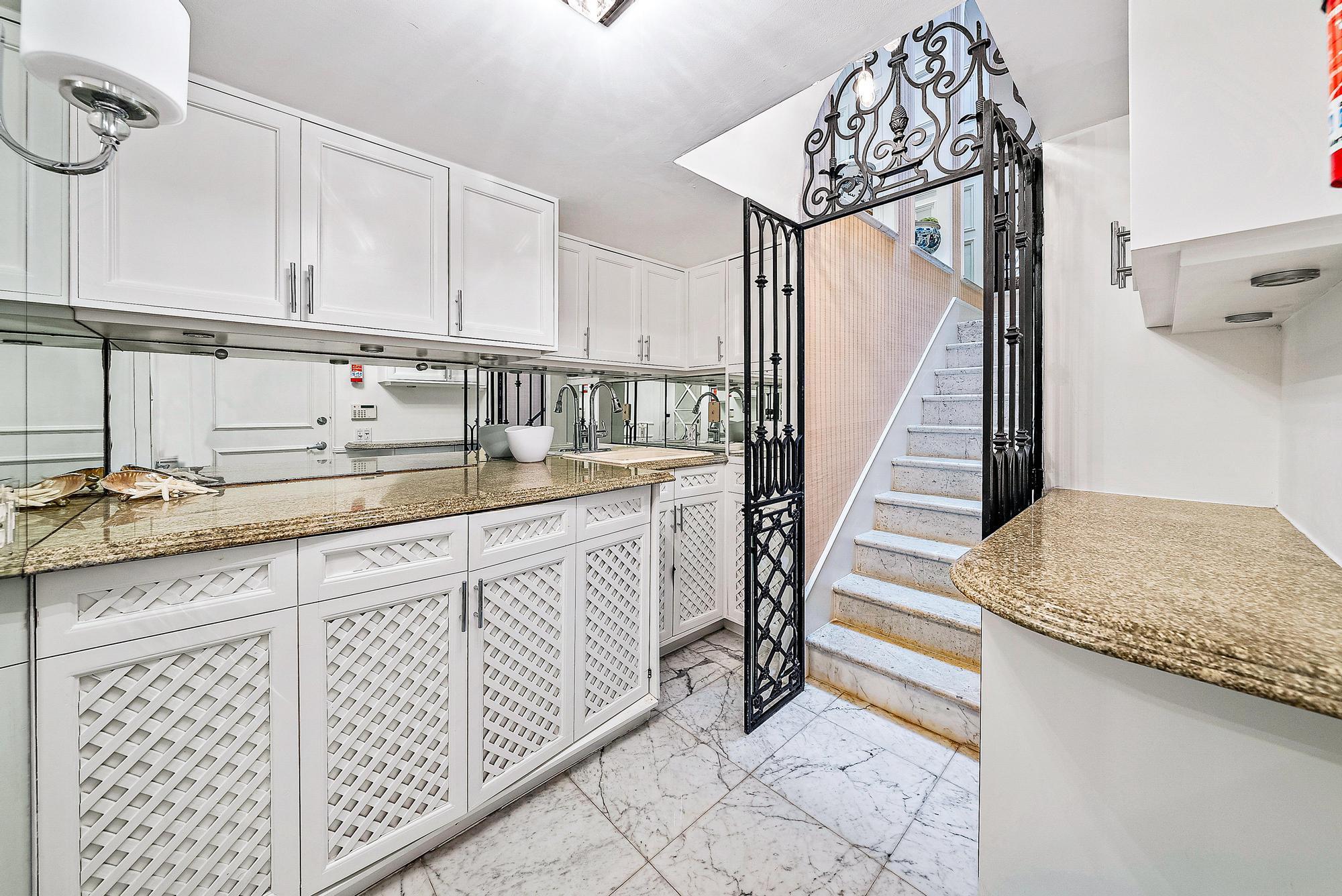 VILLA PLATI TOWNHOMES - Residential