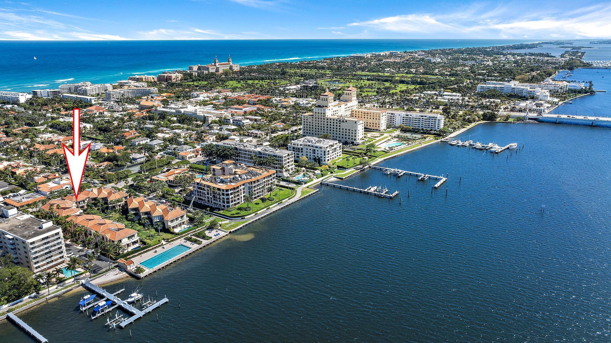 VILLA PLATI TOWNHOMES - Residential