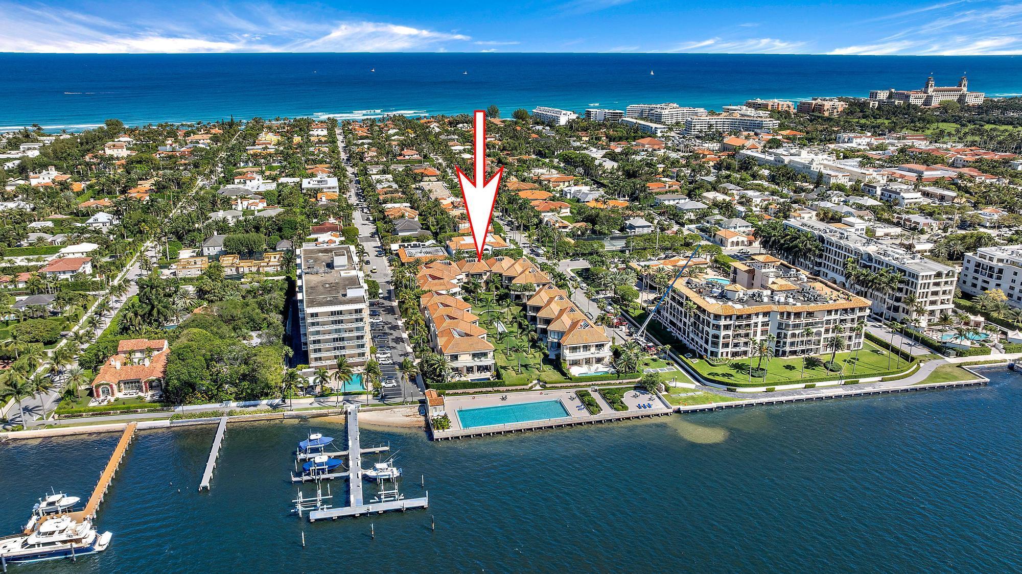 VILLA PLATI TOWNHOMES - Residential