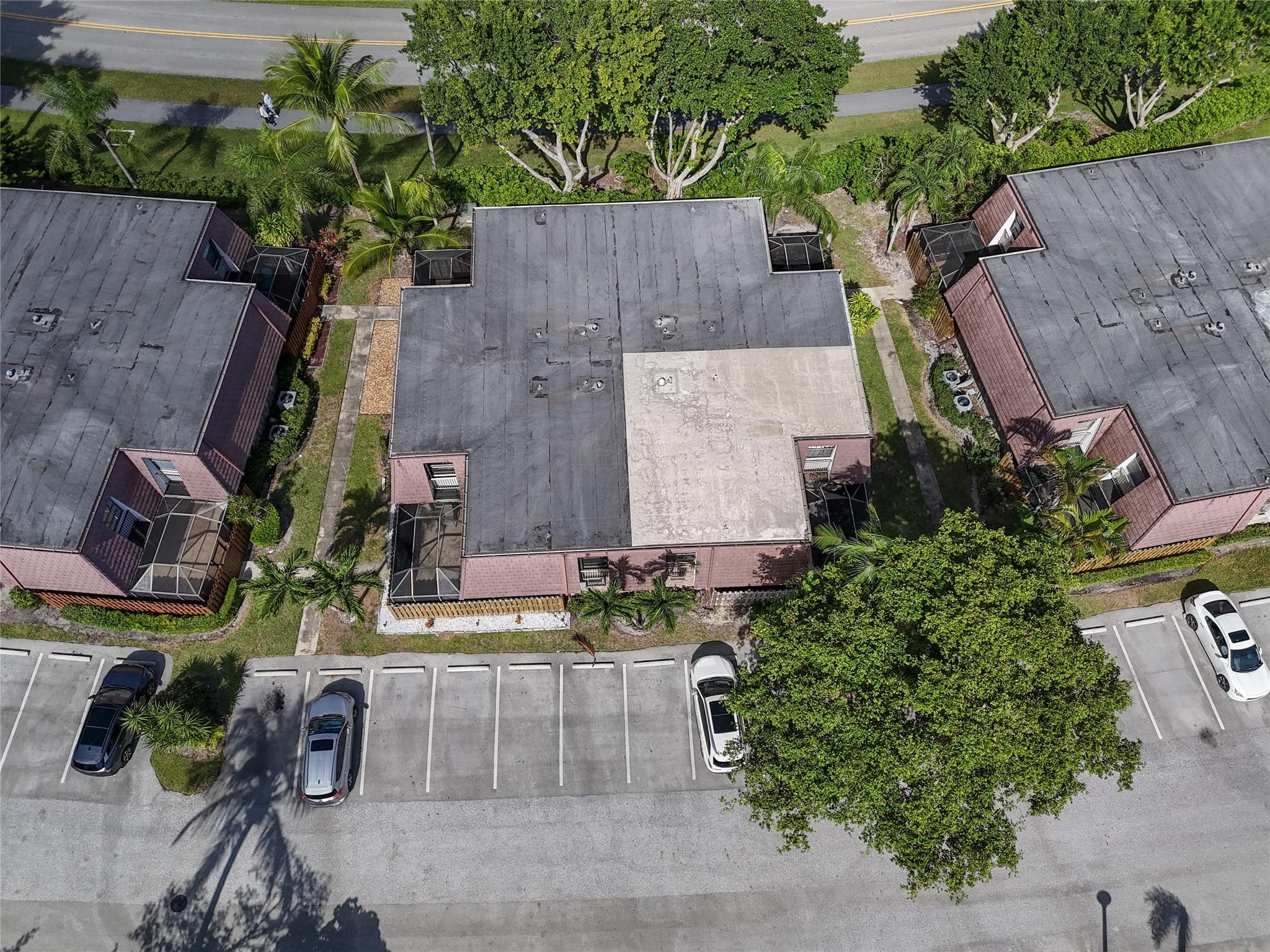 Courtyards at Boca Raton - Residential