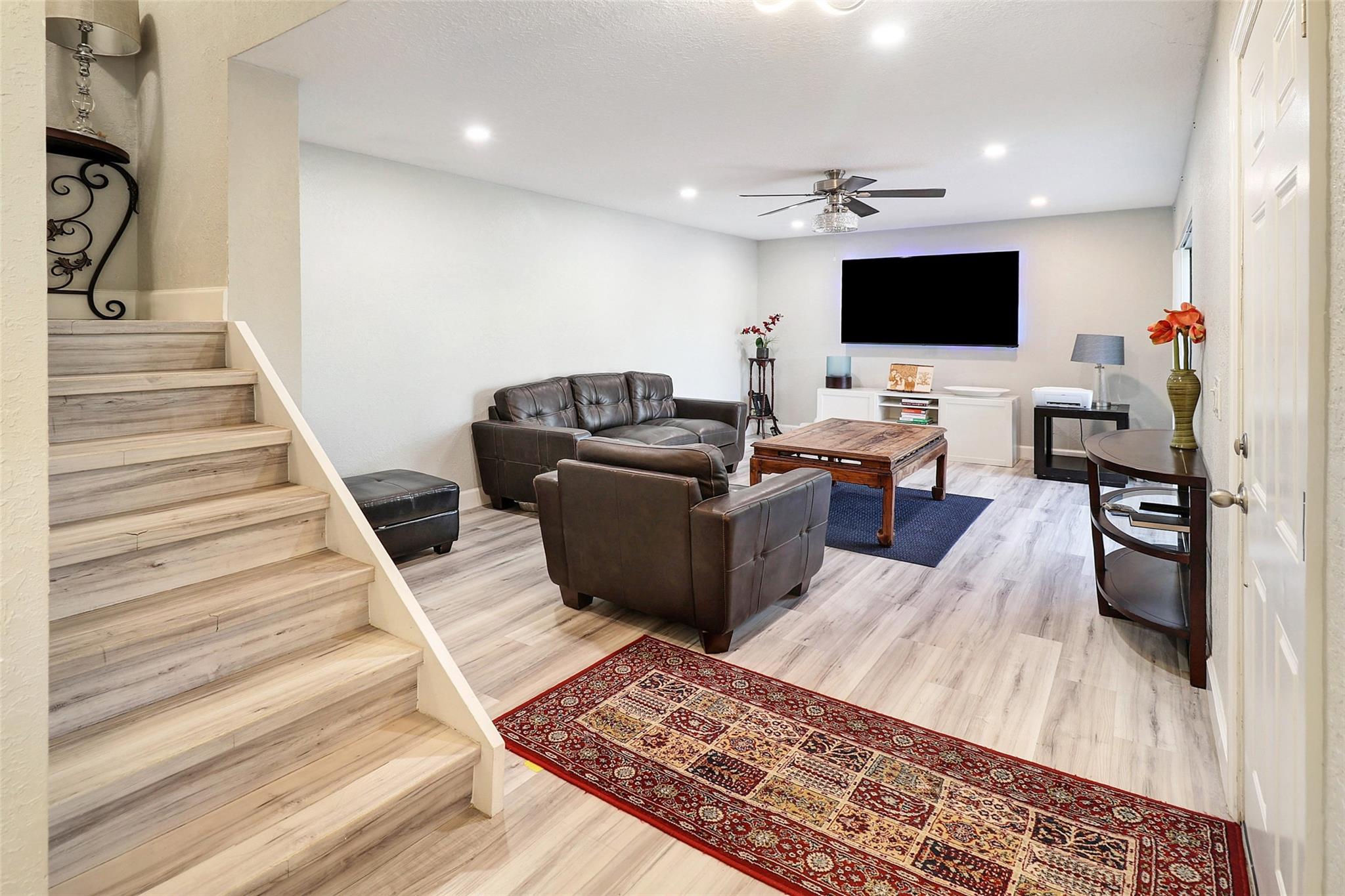 View photos, virtual tours, details... 7780 Courtyard Run 196