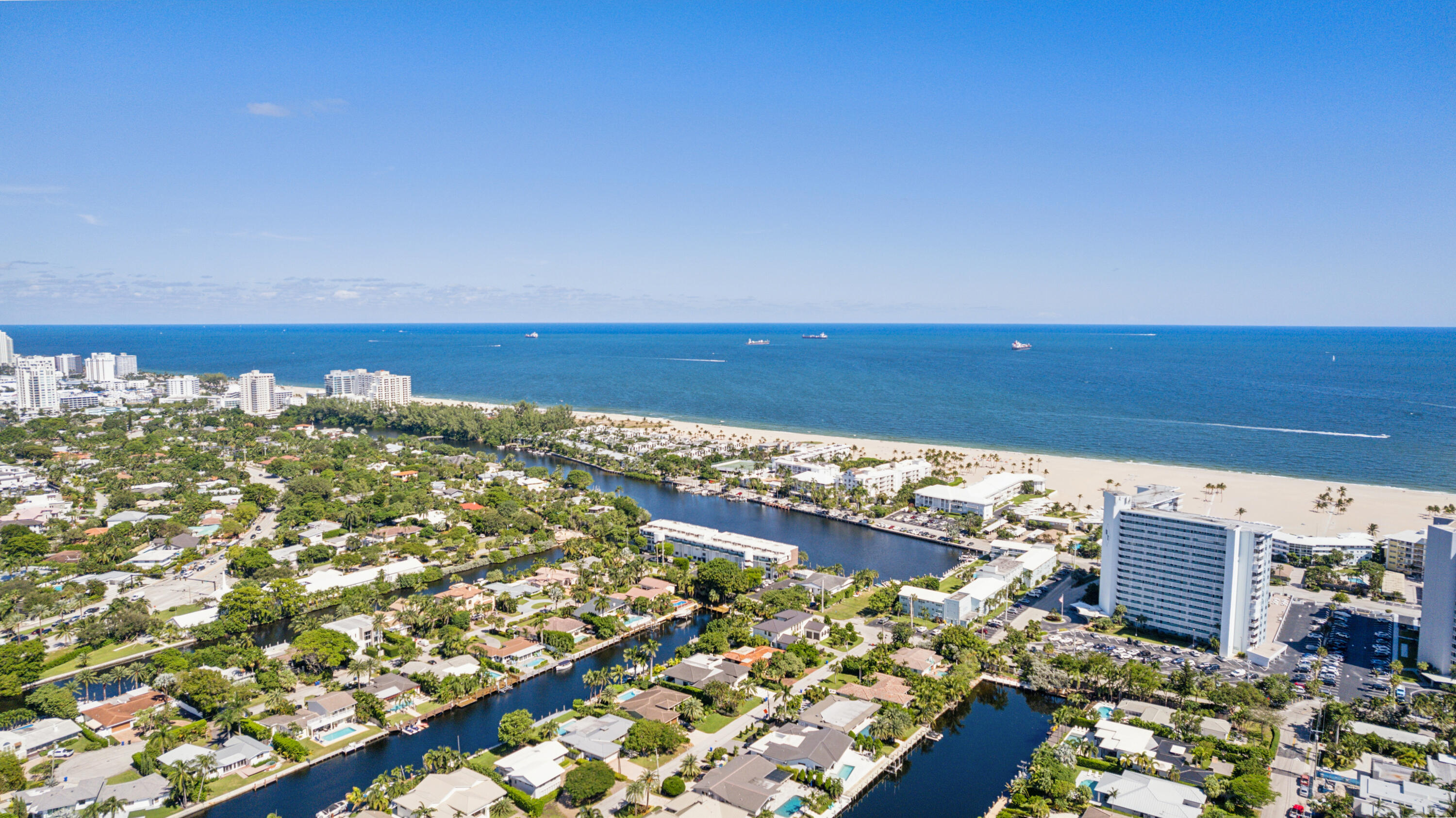 BREAKWATER TOWERS CO-OP - Residential