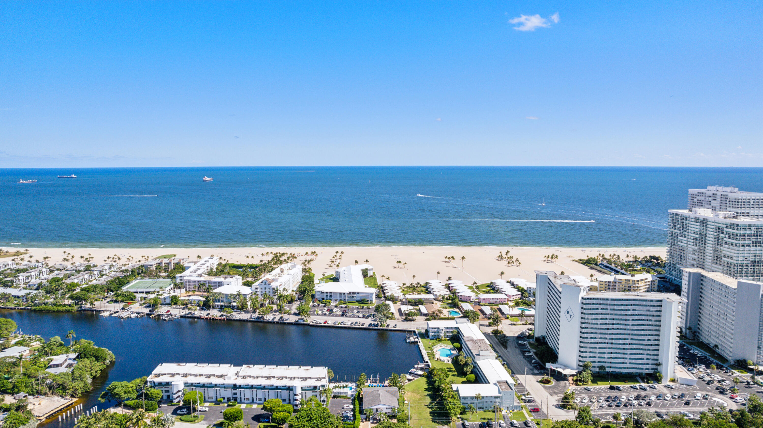BREAKWATER TOWERS CO-OP - Residential