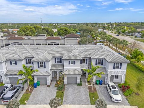 Photo of 4613 NW 118th Avenue #4613, Coral Springs, FL 33076 (MLS # B26016897)