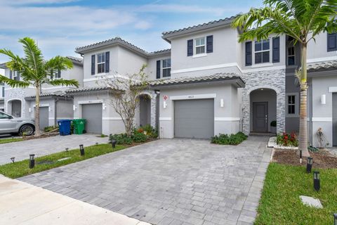 Tiny photo for 4613 NW 118th Avenue #4613, Coral Springs, FL 33076 (MLS # B26016897)