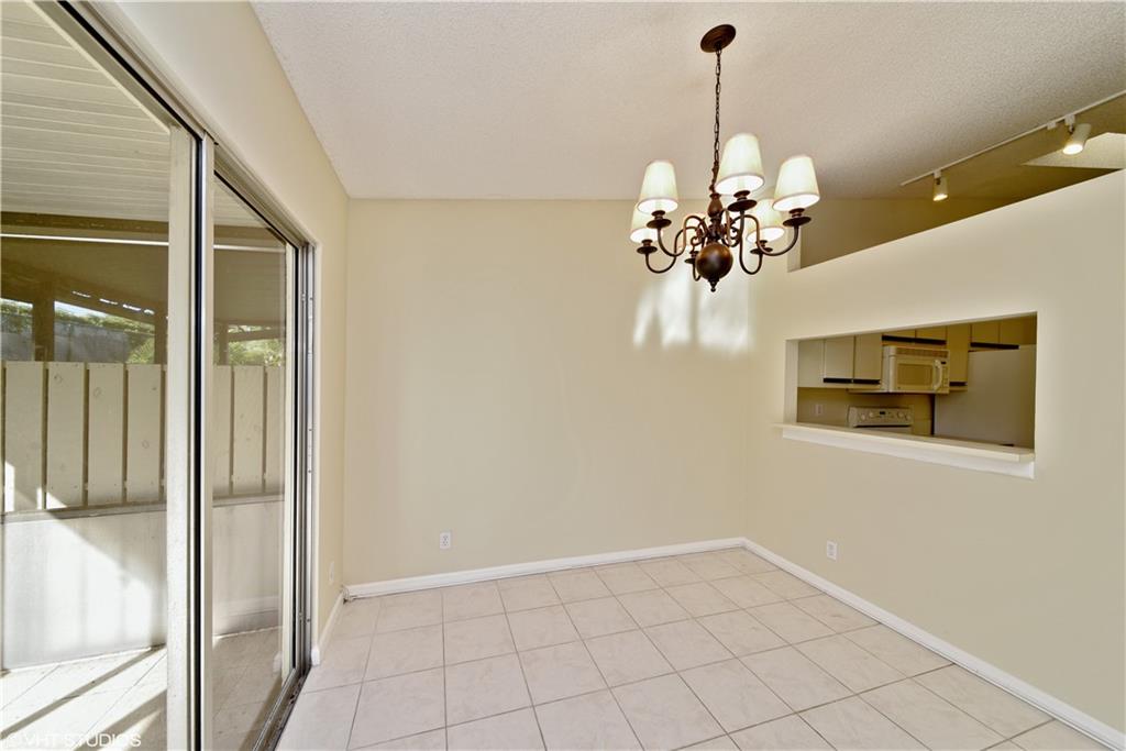 DISCOVERY POINTE - Residential