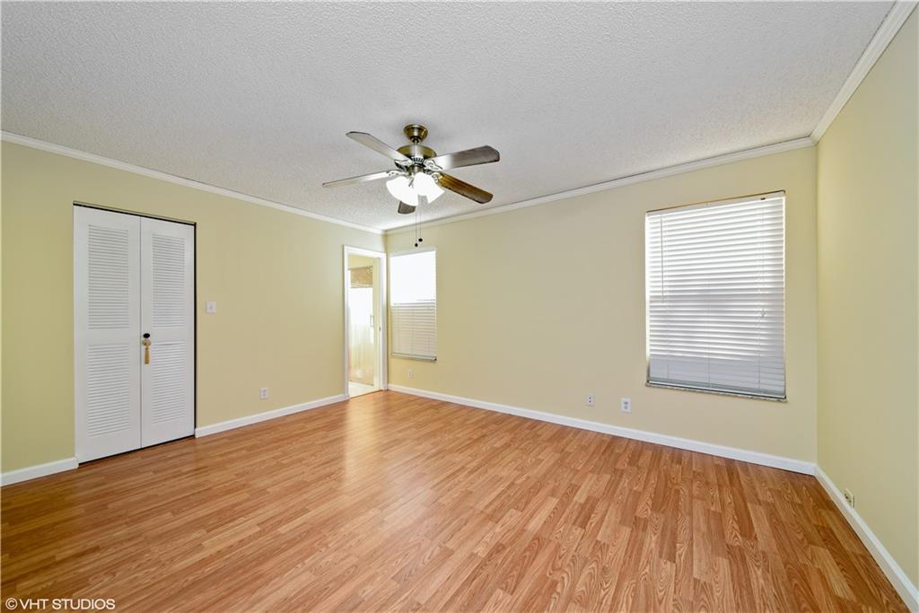 DISCOVERY POINTE - Residential