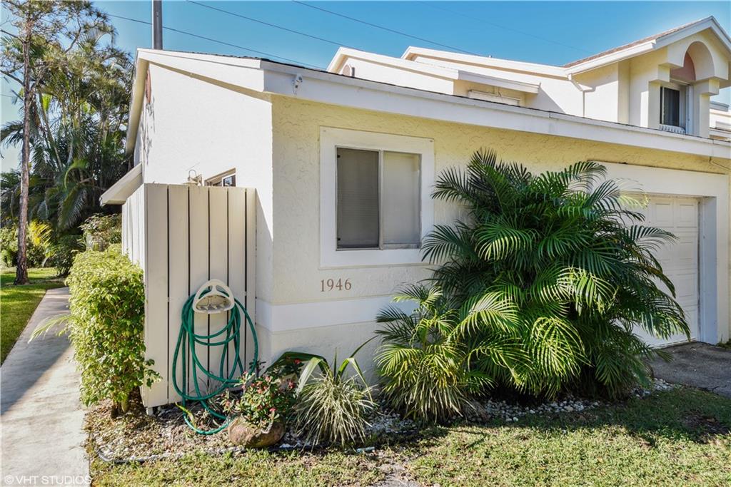 DISCOVERY POINTE - Residential