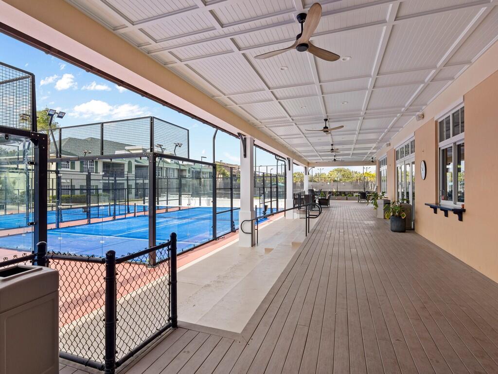 BOULEVARD VILLAGE & TENNIS CLUB - Residential