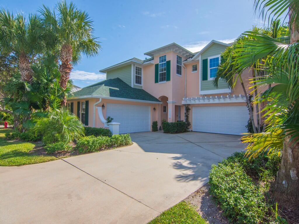 BOULEVARD VILLAGE & TENNIS CLUB - Residential