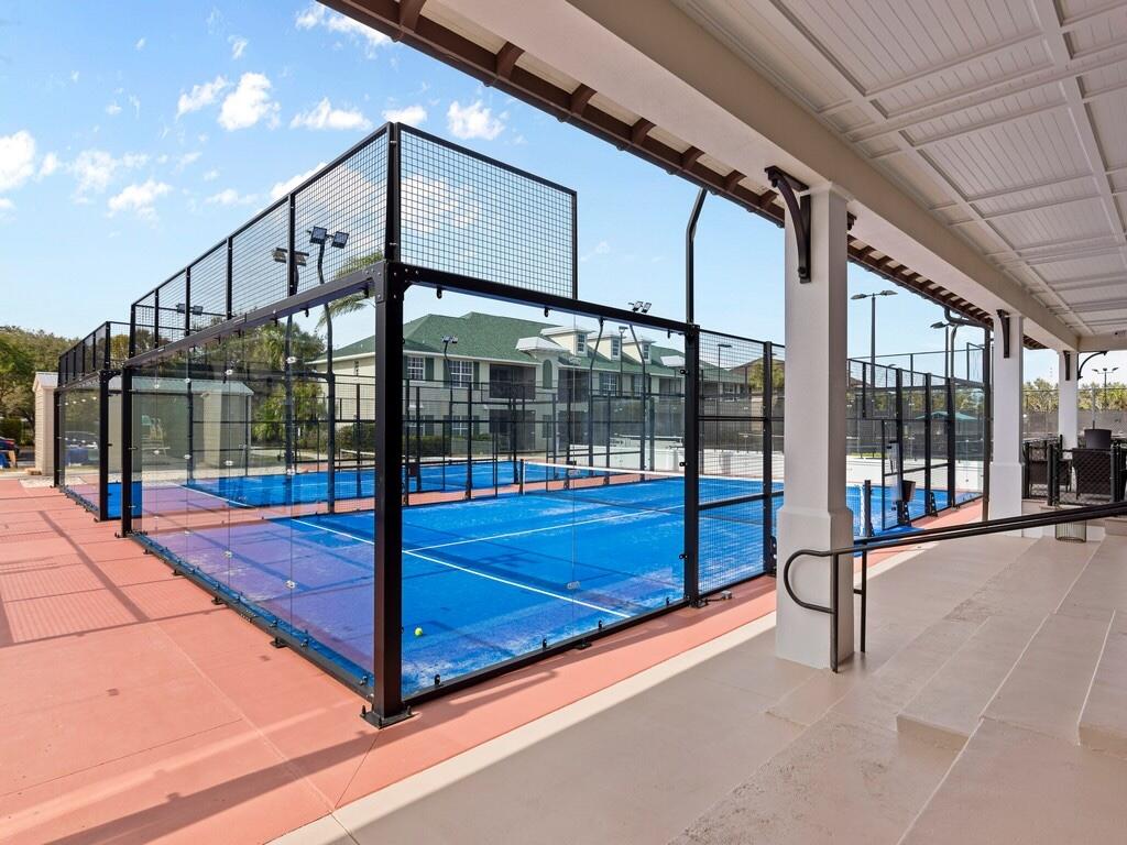BOULEVARD VILLAGE & TENNIS CLUB - Residential