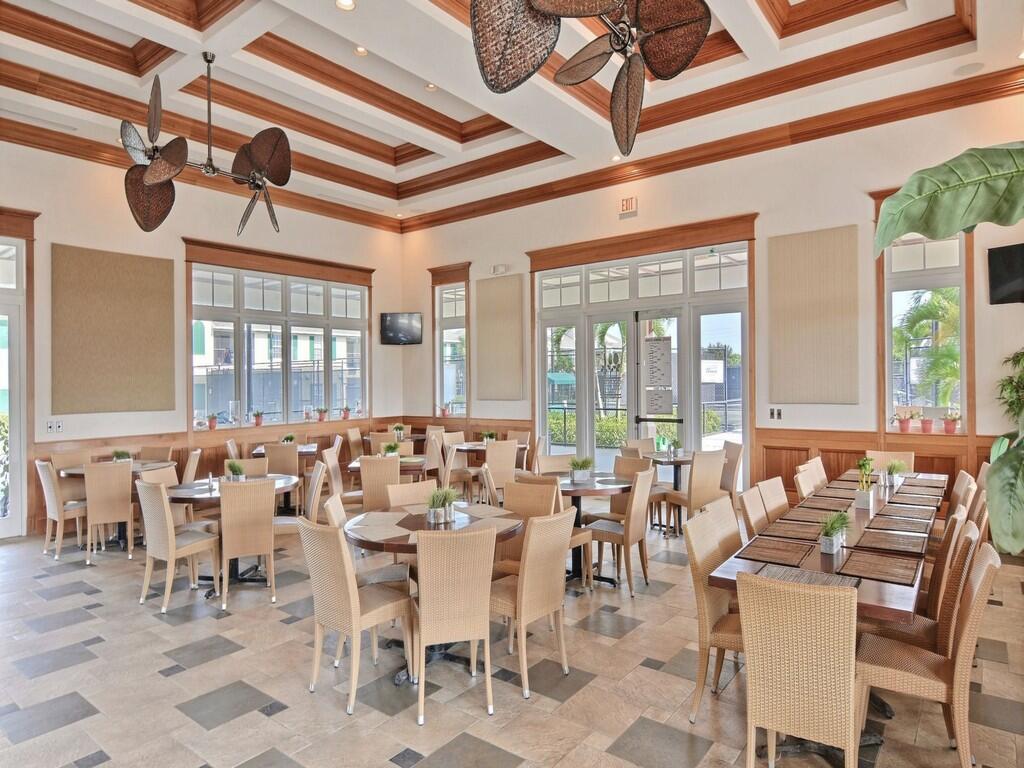 BOULEVARD VILLAGE & TENNIS CLUB - Residential