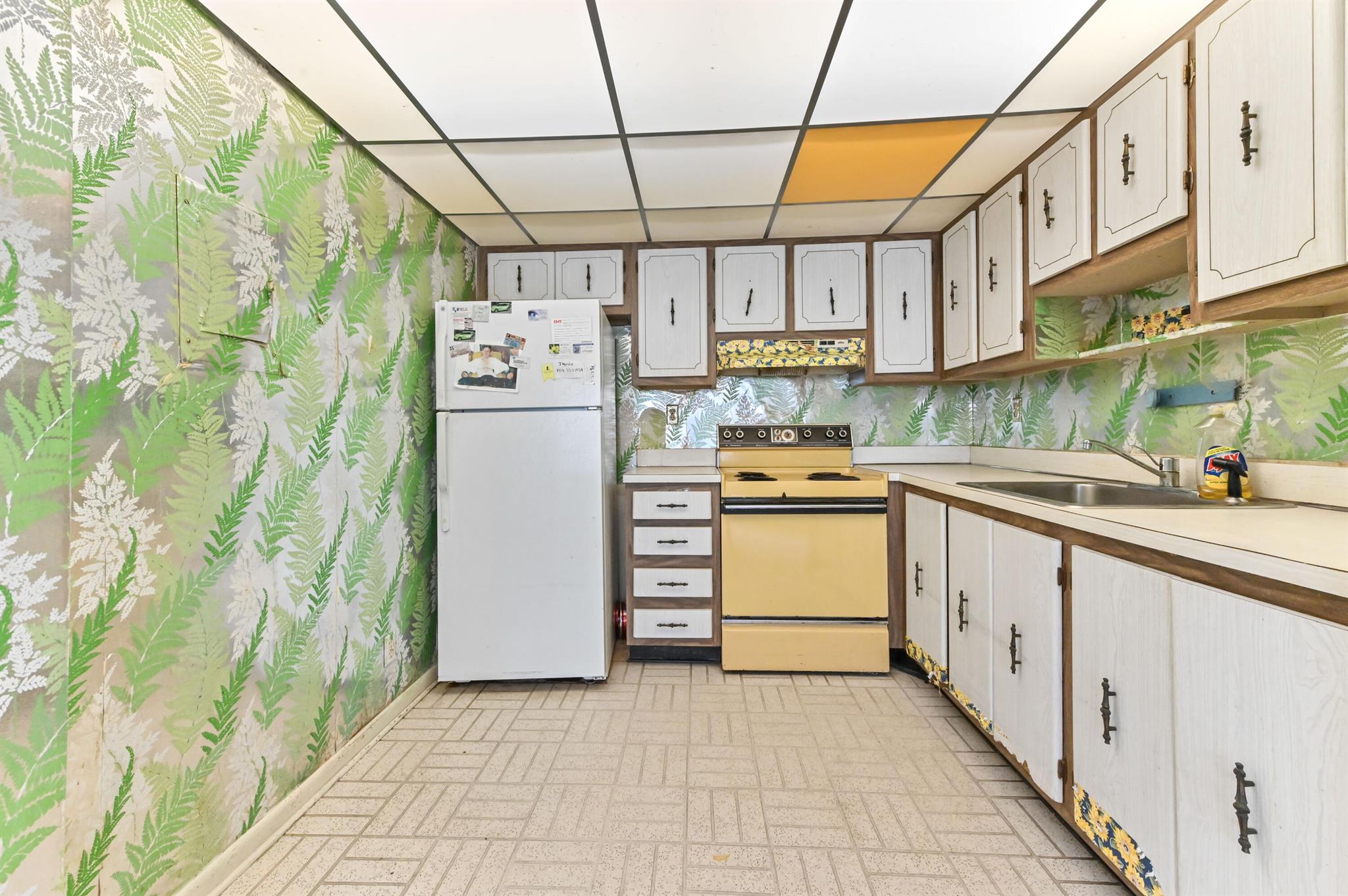 View photos, virtual tours, details... 343 Normandy H Street