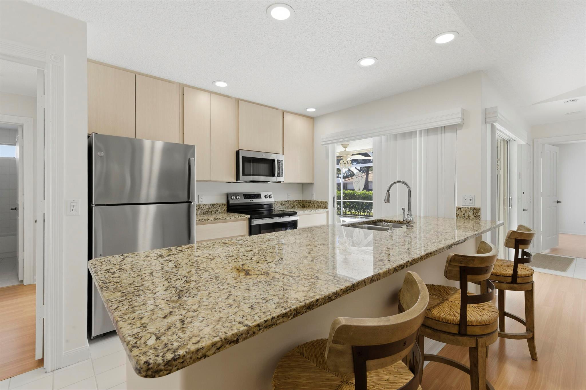 OAKS-SUNTERRACE 1 - Residential