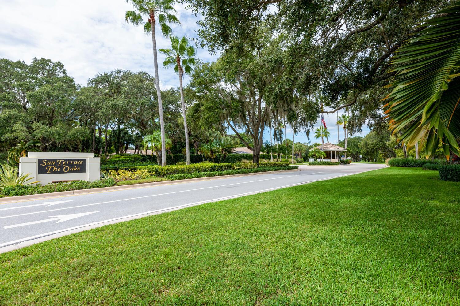 OAKS-SUNTERRACE 1 - Residential