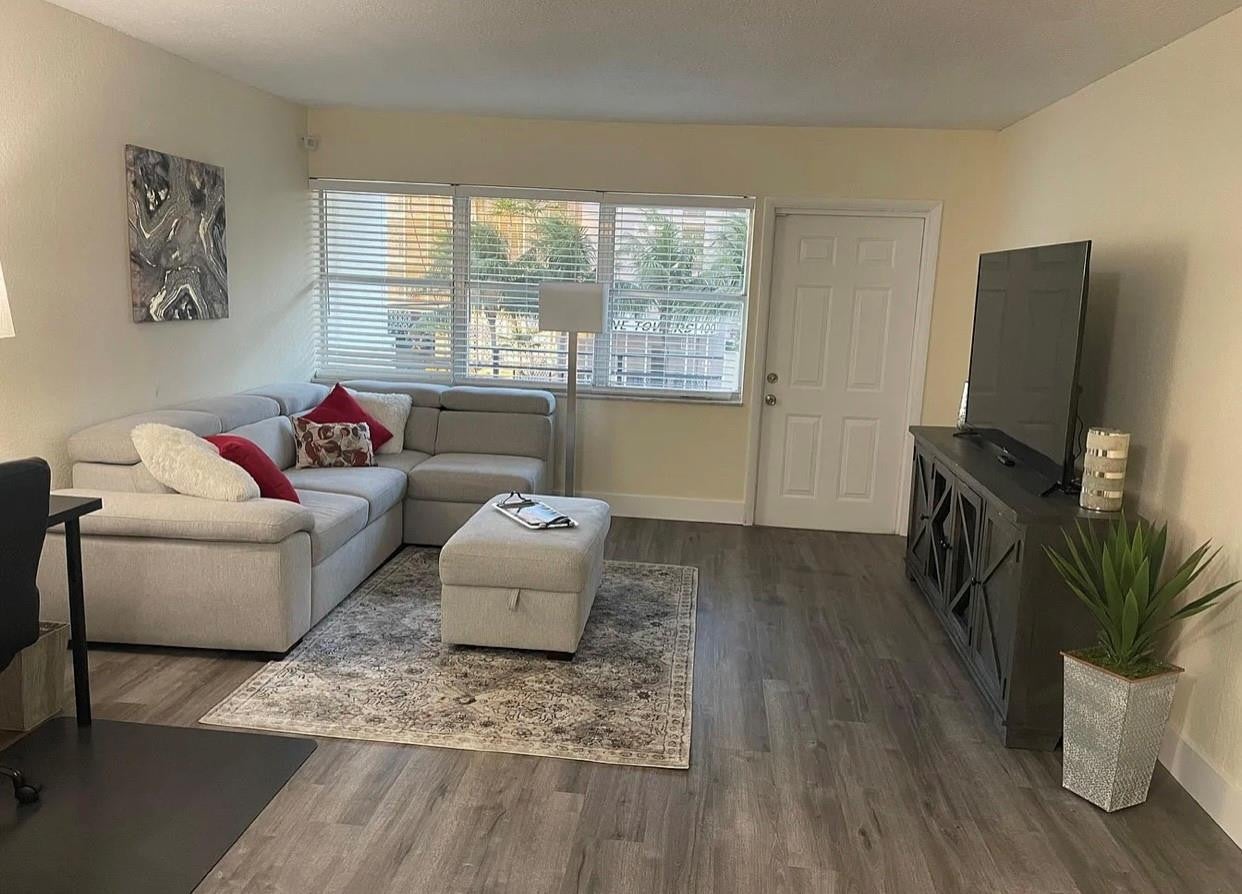 401 Golden Isles Drive 203