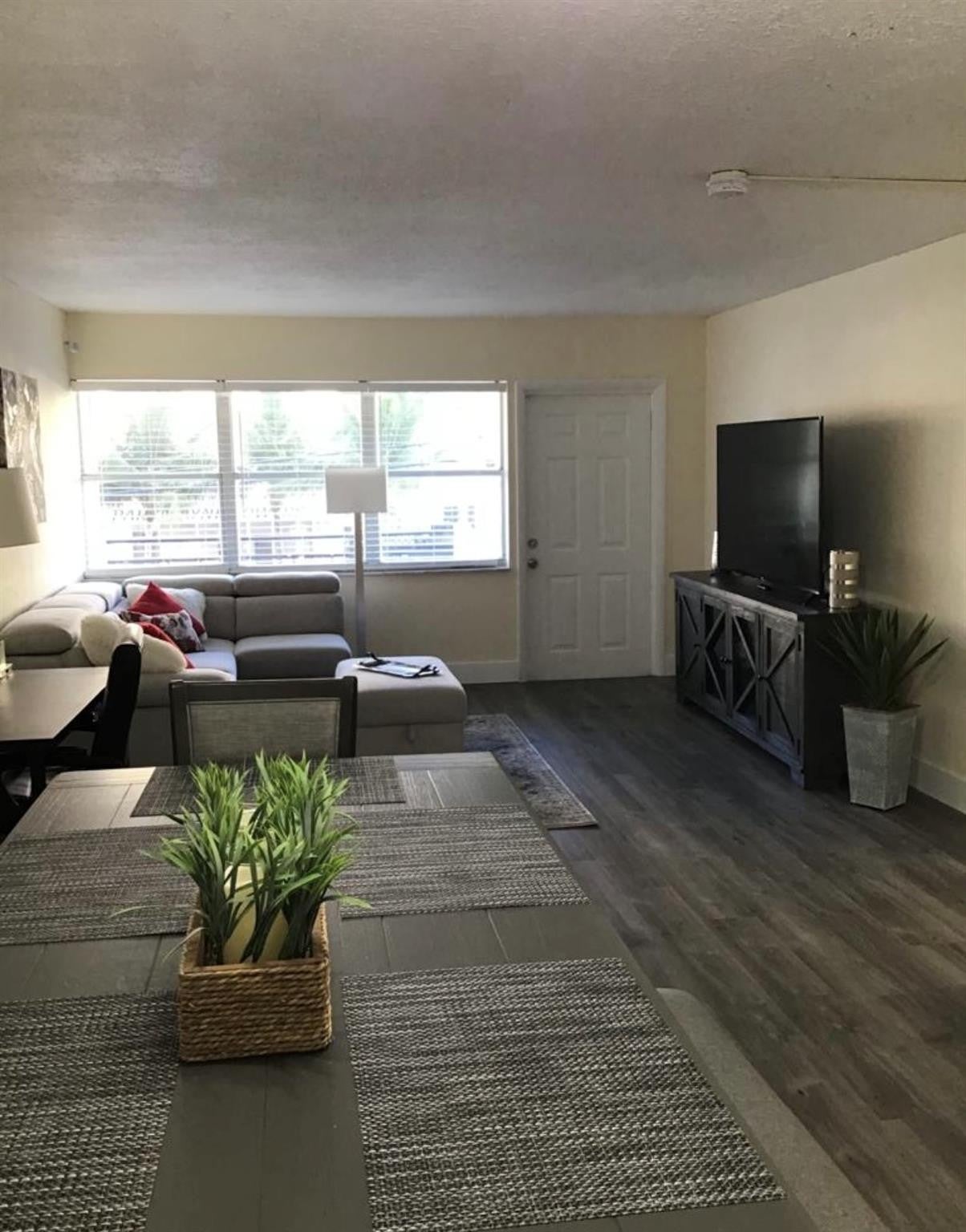401 Golden Isles Drive 203
