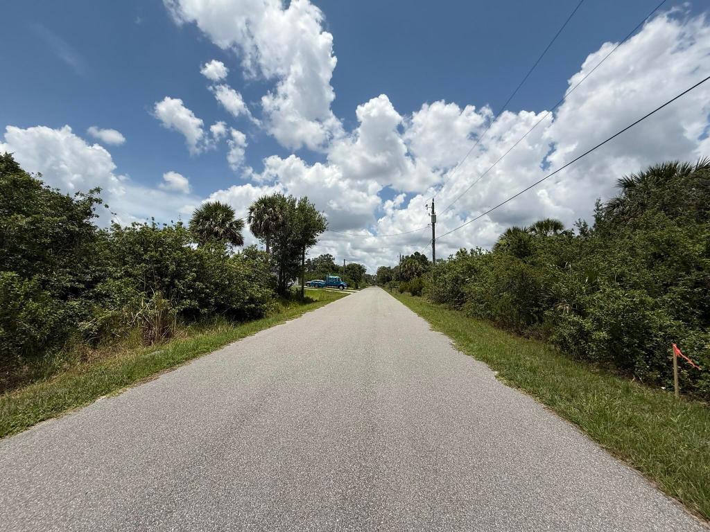 PORT CHARLOTTE SUB 25 - Land