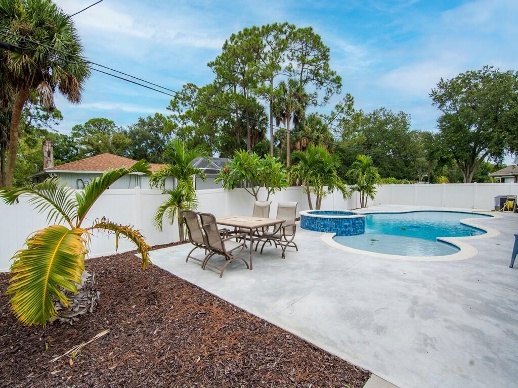 SEBASTIAN HIGHLANDS UNIT - Residential