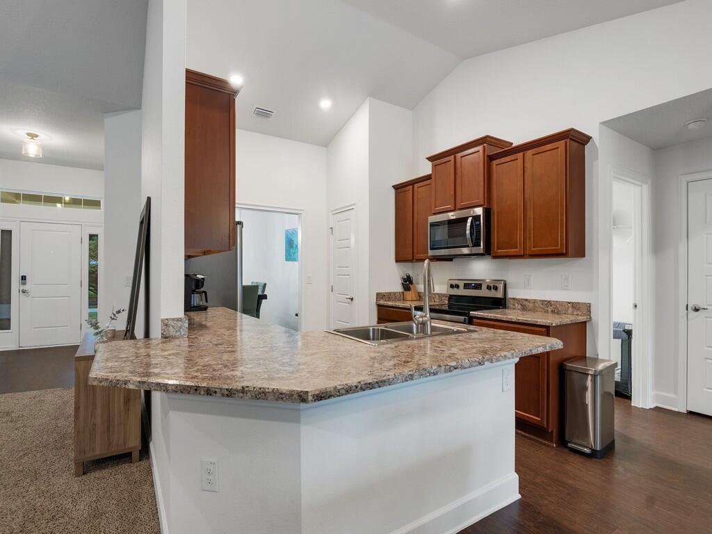 SEBASTIAN HIGHLANDS UNIT - Residential