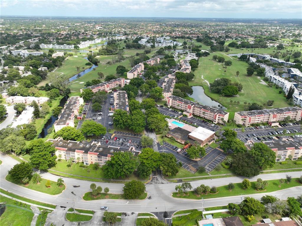 ORIOLE GOLF - Residential