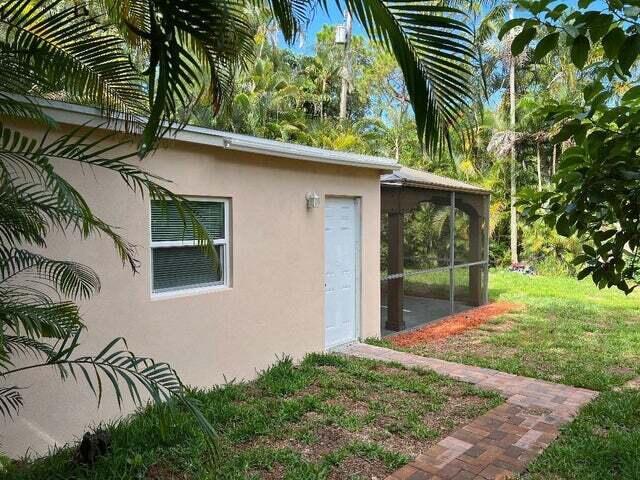S/D OF 36-44-42 NW1/4 - Residential Lease