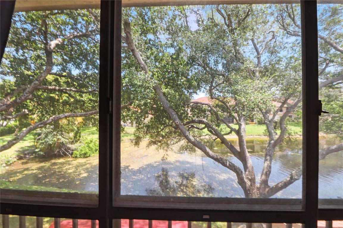 APPLEWOOD VILLAGE 4 - Residential