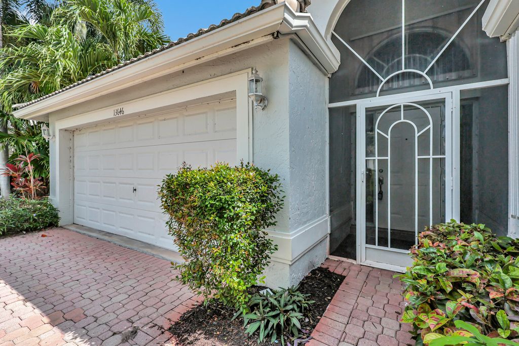 Photo of 13646 Kiltie Court, Delray Beach, FL 33446 (MLS # R10968428)