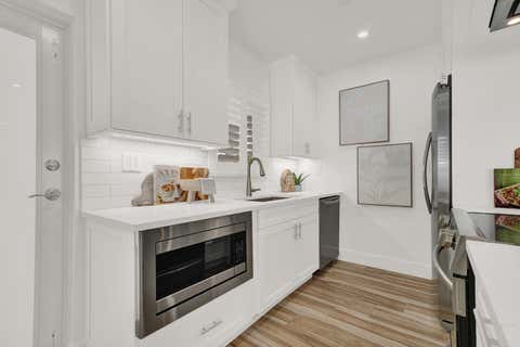 Tiny photo for 1321 CORDOVA Road, Fort Lauderdale, FL 33316 (MLS # B26053476)