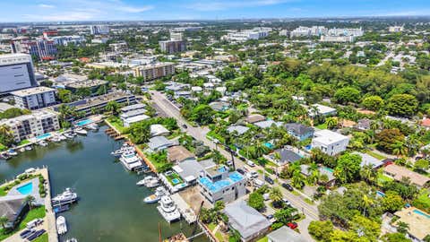 Tiny photo for 1321 CORDOVA Road, Fort Lauderdale, FL 33316 (MLS # B26053476)