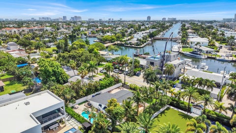 Tiny photo for 1321 CORDOVA Road, Fort Lauderdale, FL 33316 (MLS # B26053476)