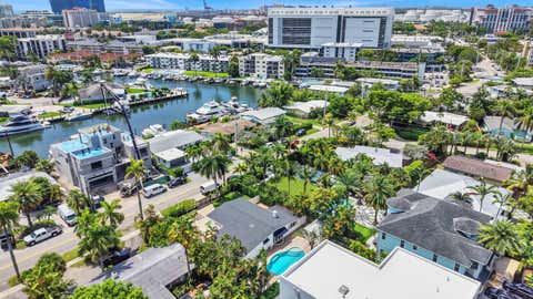 Tiny photo for 1321 CORDOVA Road, Fort Lauderdale, FL 33316 (MLS # B26053476)