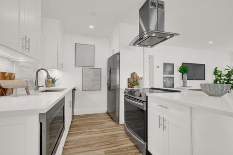 Tiny photo for 1321 CORDOVA Road, Fort Lauderdale, FL 33316 (MLS # B26053476)