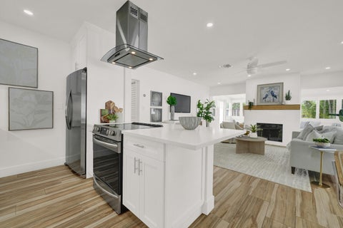 Tiny photo for 1321 CORDOVA Road, Fort Lauderdale, FL 33316 (MLS # B26053476)