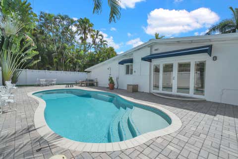 Tiny photo for 1321 CORDOVA Road, Fort Lauderdale, FL 33316 (MLS # B26053476)