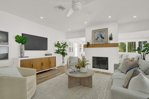 Tiny photo for 1321 CORDOVA Road, Fort Lauderdale, FL 33316 (MLS # B26053476)